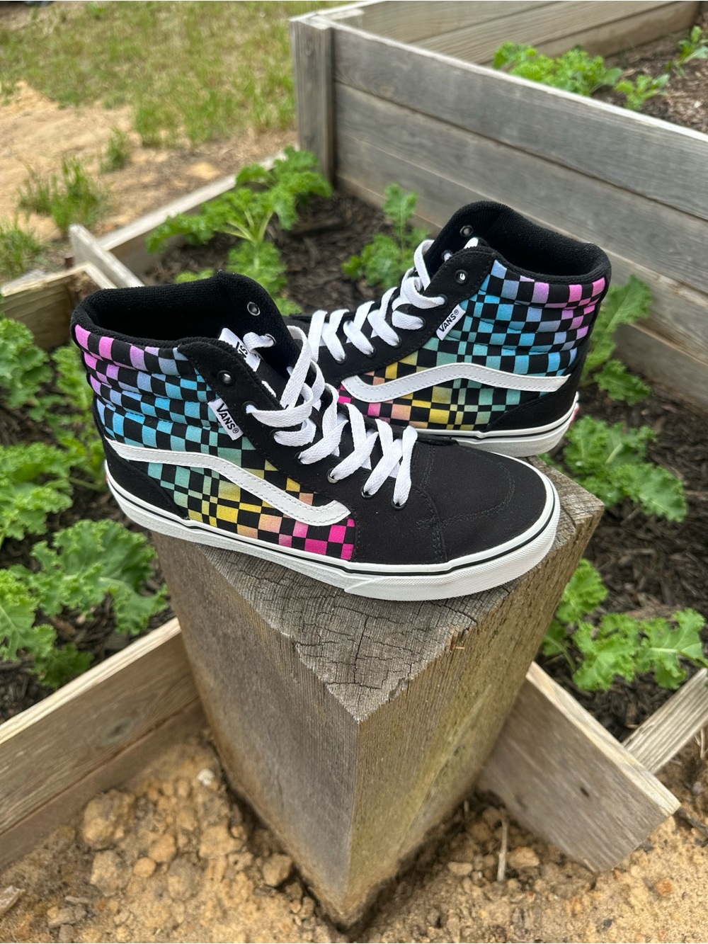 Vans Kids Sk8-Hi Rainbow Checkerboard High-Top Sneakers - Black Sz 5 Missy